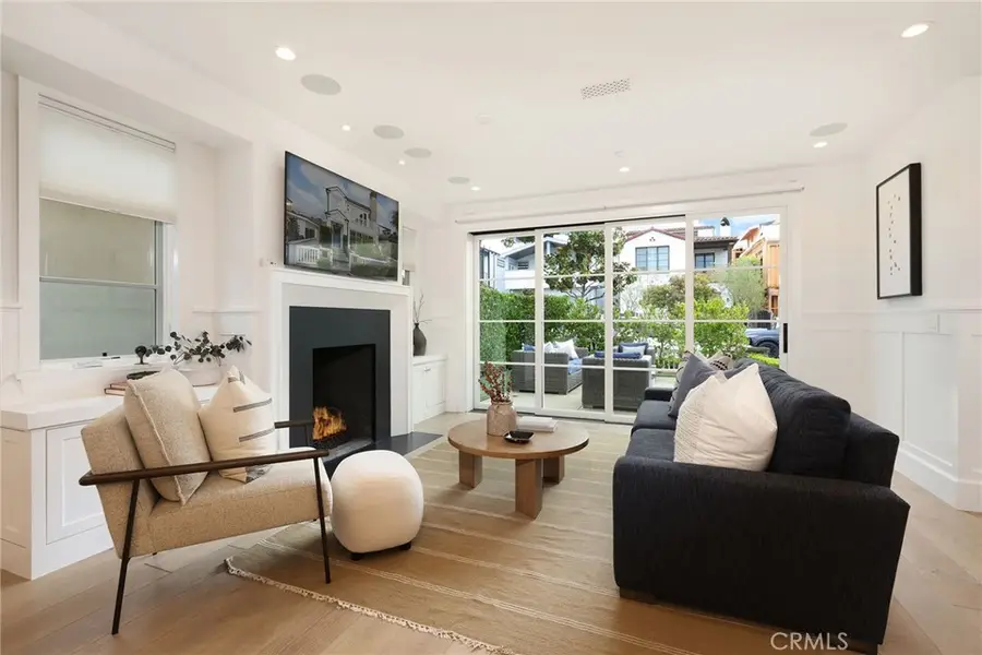 617 Narcissus, Corona Del Mar, CA 92625 - #3