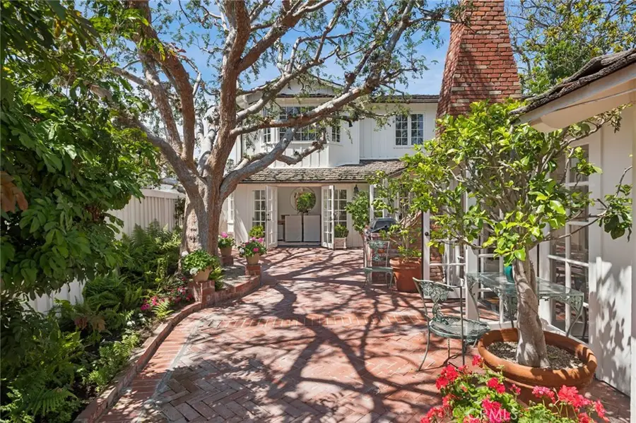 2571 Waverly Drive, Newport Beach, CA 92663 - #3