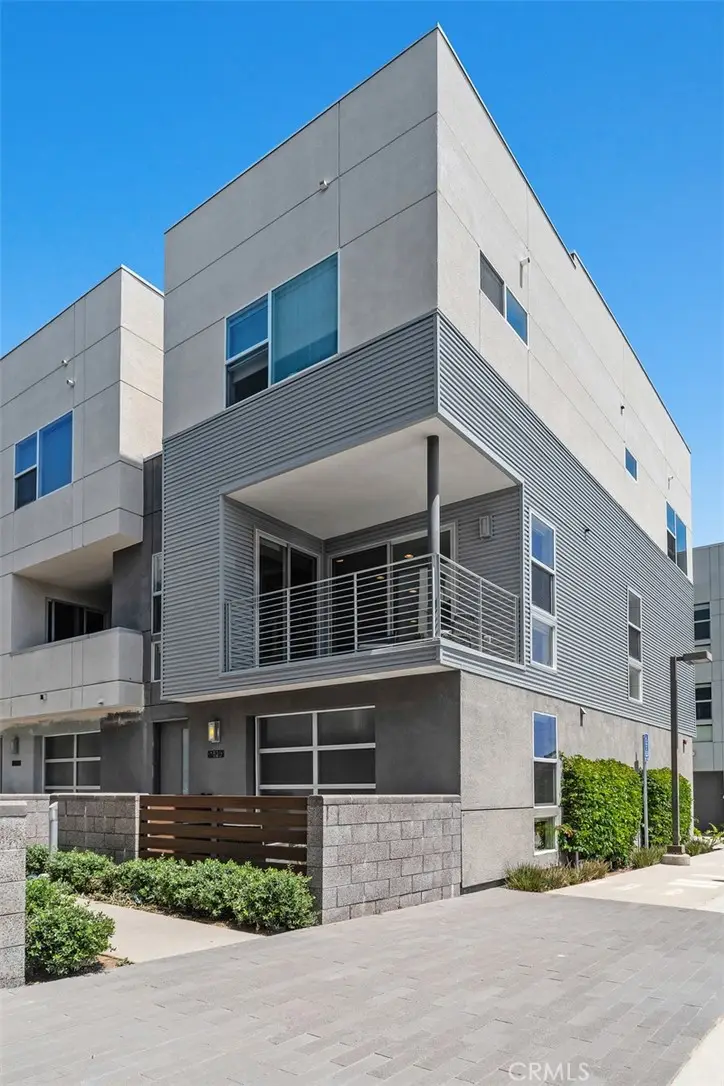 1529 Greenwich Way, Costa Mesa, CA 92627 - #2