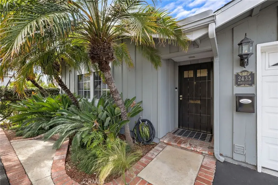 2435 Marseilles Way, Costa Mesa, CA 92627 - #2