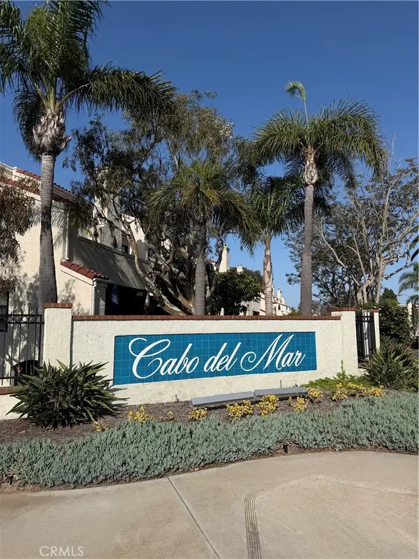 17202 Corbina #102, Huntington Beach, CA 92649
