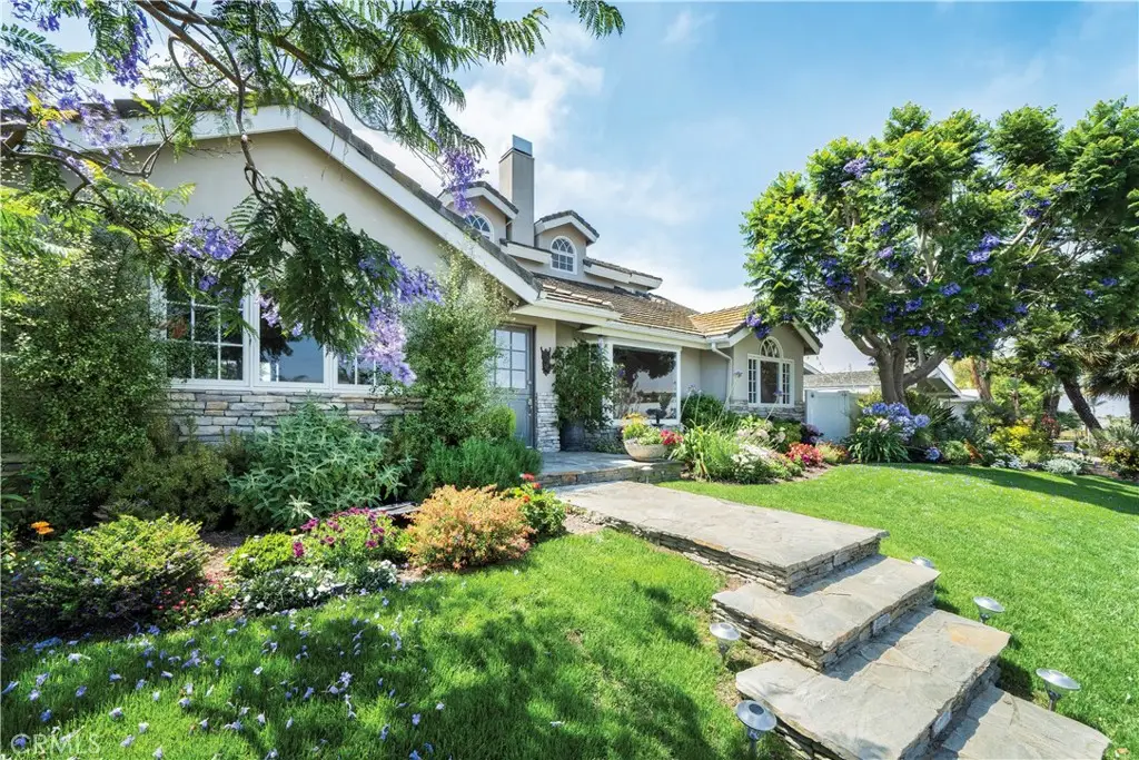 332 Holmwood Drive, Newport Beach, CA 92663 - #1