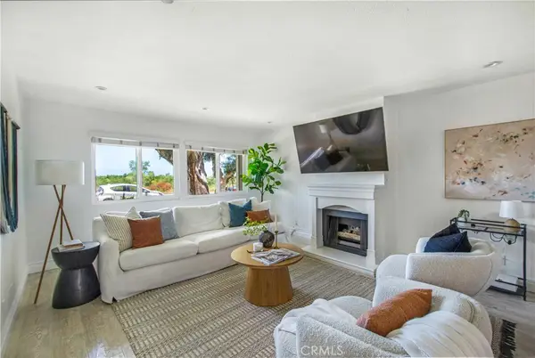 19 Seabird Court, Newport Beach, CA 92663