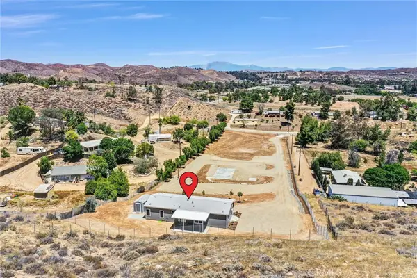 28265 Red Gum Drive, Lake Elsinore, CA 92532