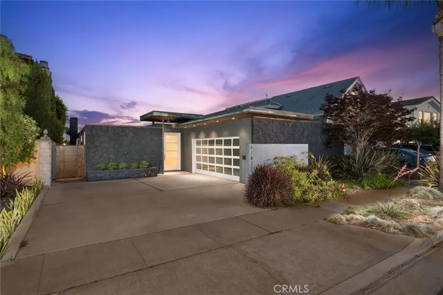 17033 Edgewater Lane, Huntington Beach, CA 92649 - #3