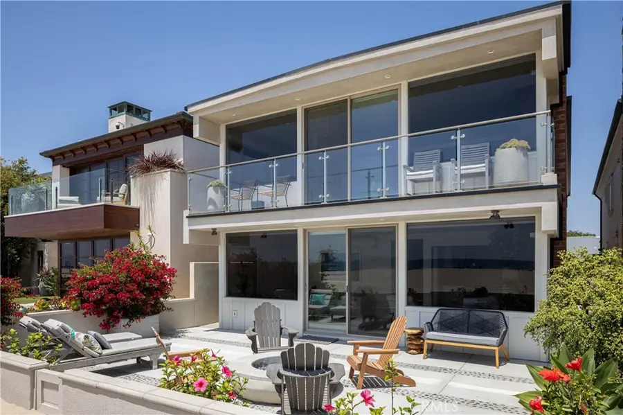 6704 W Oceanfront, Newport Beach, CA 92663 - #3