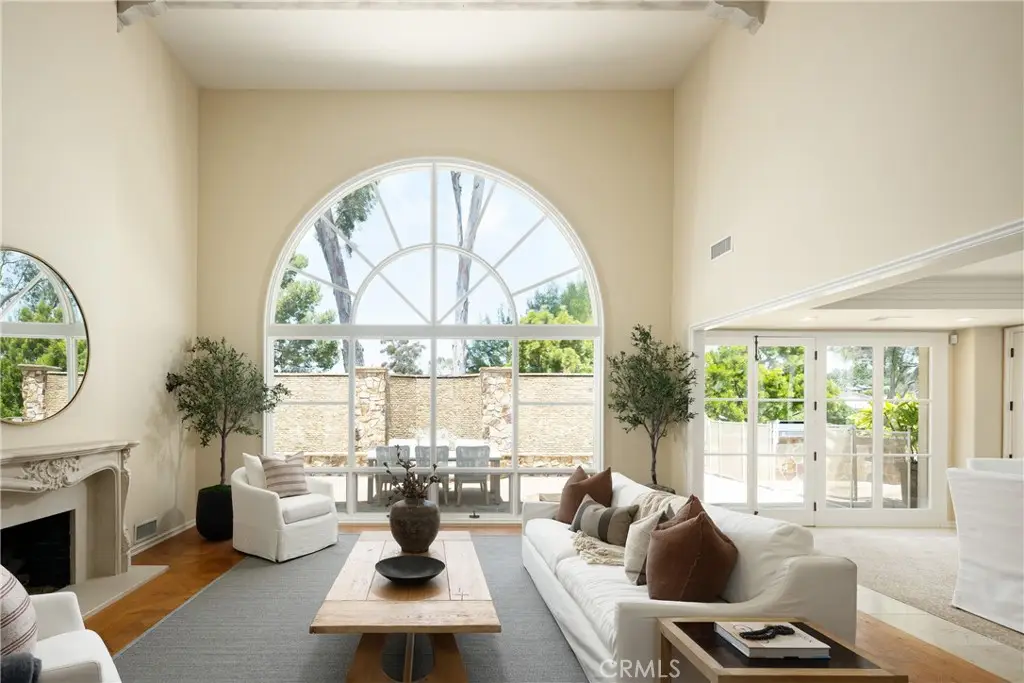 4 Rue Grand Ducal, Newport Beach, CA 92660 - #1