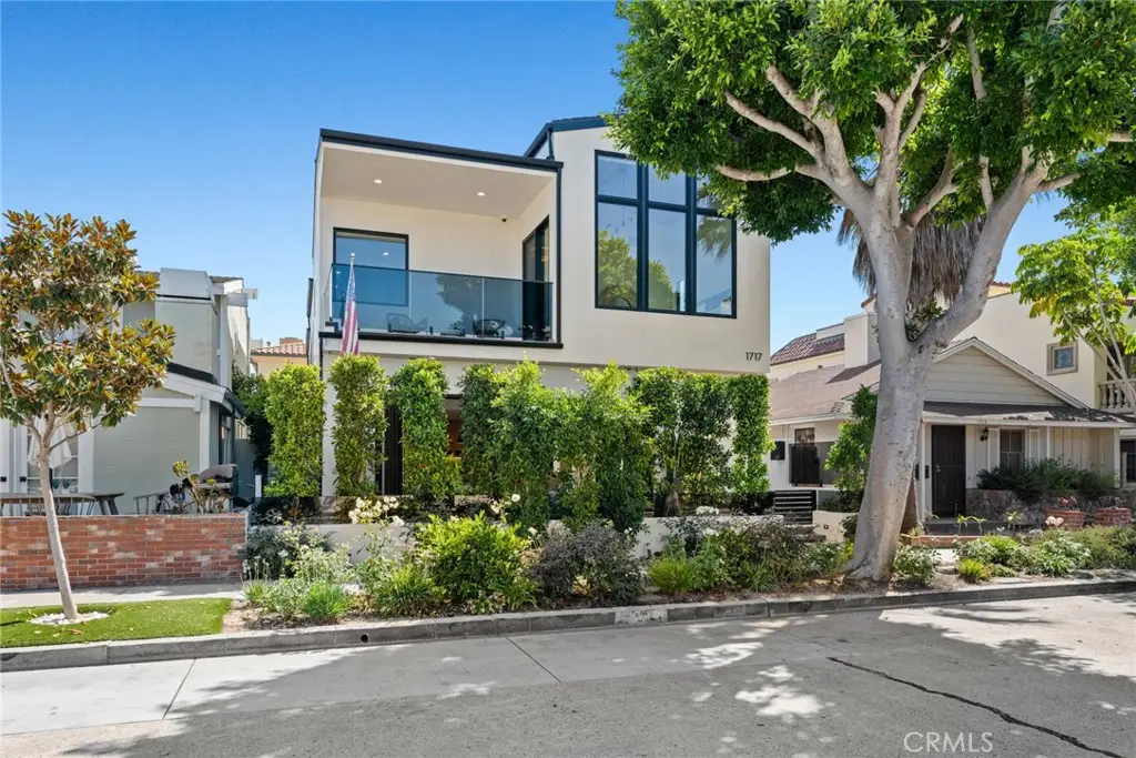 1717 E Ocean Boulevard, Newport Beach, CA 92661 - #1