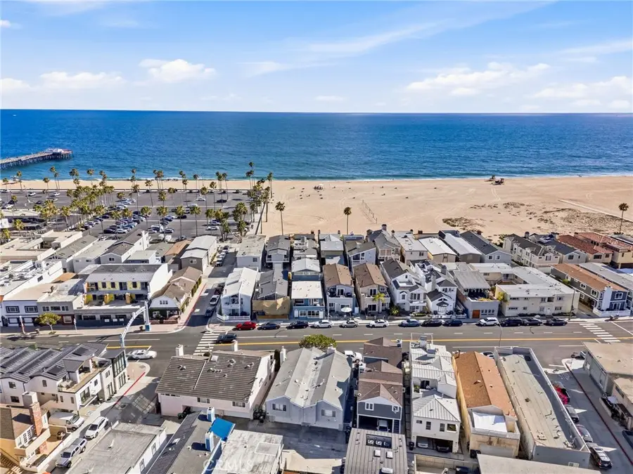 419 E Balboa, Newport Beach, CA 92661 - #2
