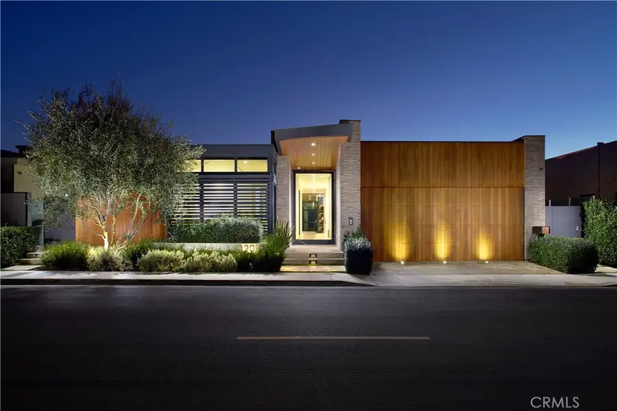 1201 Dolphin Terrace, Corona Del Mar, CA 92625 - #3
