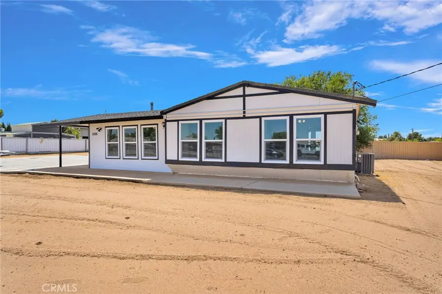 11886 Locust, Hesperia, CA 92345 - #3