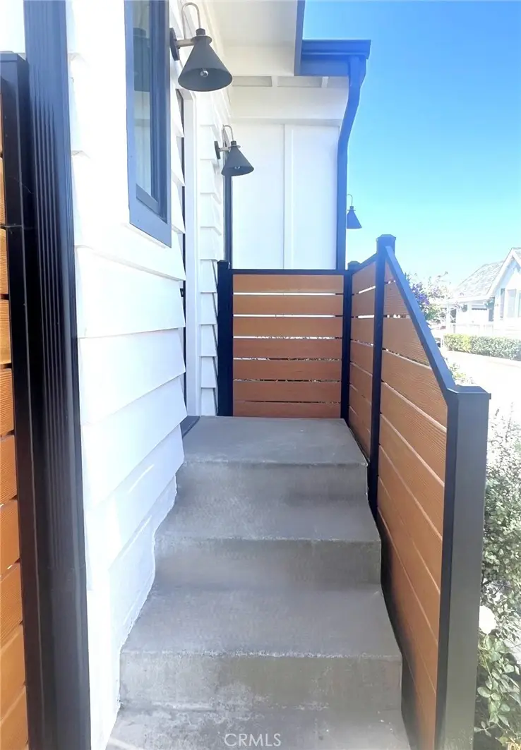 108 Yorktown, Newport Beach, CA 92660 - #3