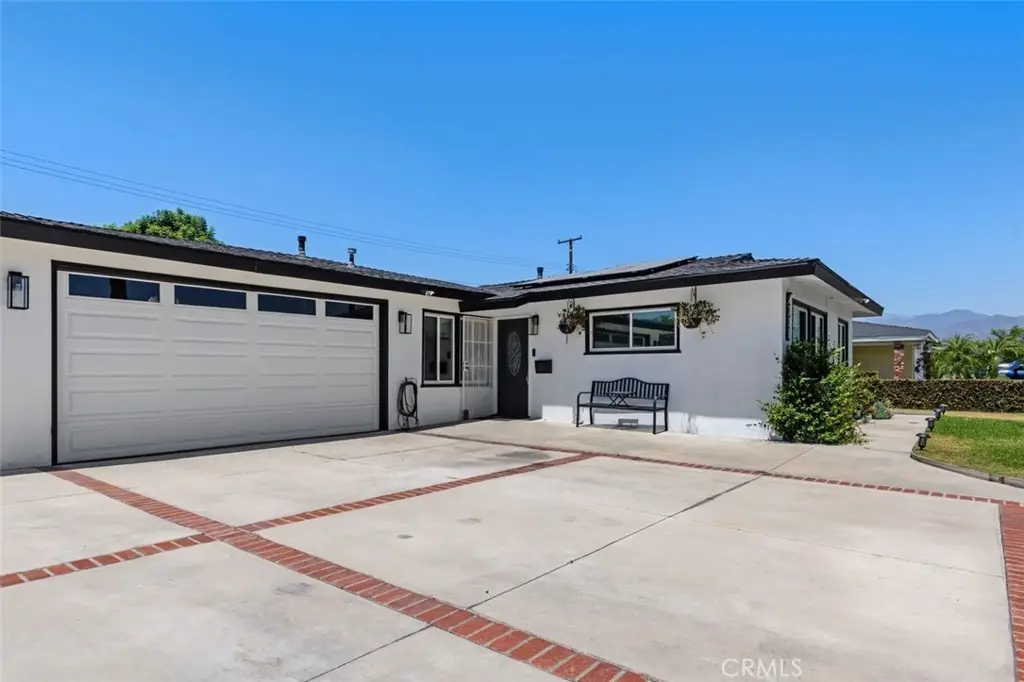 4711 N Hollenbeck, Covina, CA 91722 - #1