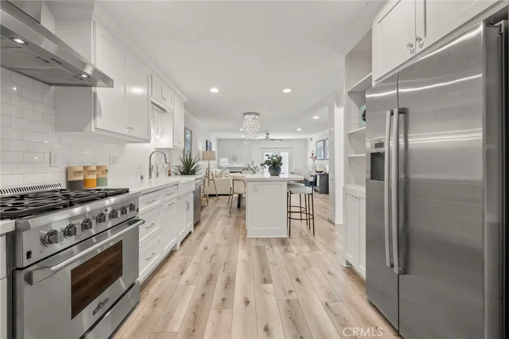 2332 Vista Huerta, Newport Beach, CA 92660 - #1
