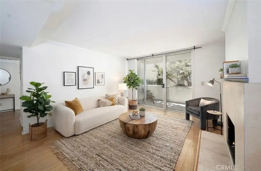 5325 Newcastle #108, Encino, CA 91316 - #3