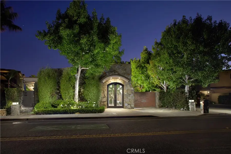 2027 Bayside Drive, Corona Del Mar, CA 92625 - #2