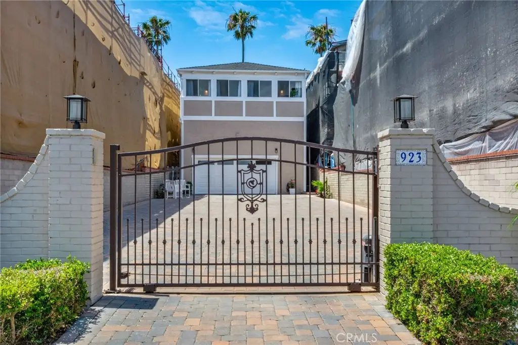 923 E Balboa Boulevard, Newport Beach, CA 92661 - #1