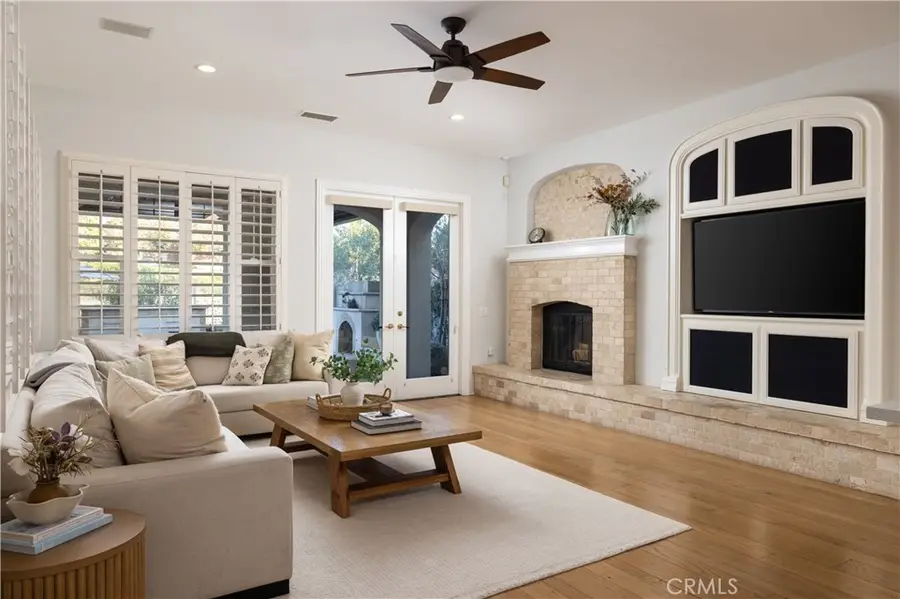 26 Peppertree, Newport Beach, CA 92660 - #2