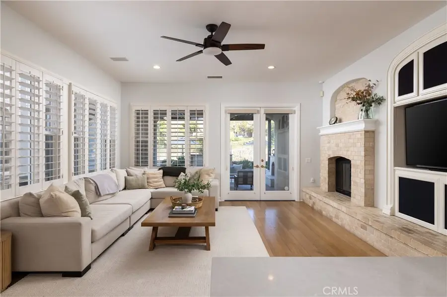 26 Peppertree, Newport Beach, CA 92660 - #3