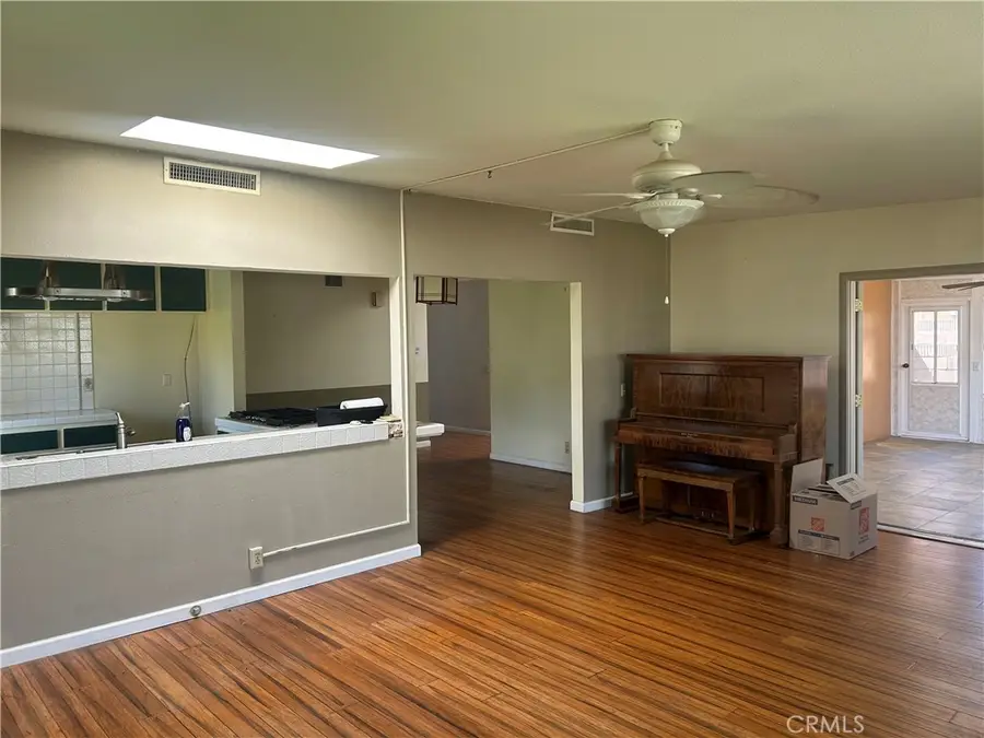 506 Pierpont, Costa Mesa, CA 92626 - #3