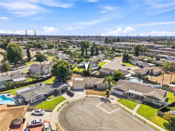 1952 N Topaz Street, Orange, CA 92867
