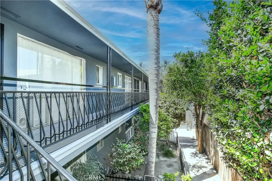 2015 Cedar Ave, Long Beach, CA 90806 - #2