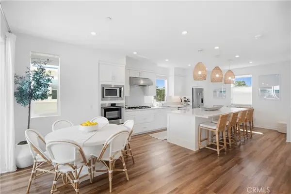 1174 Winslow, Newport Beach, CA 92660