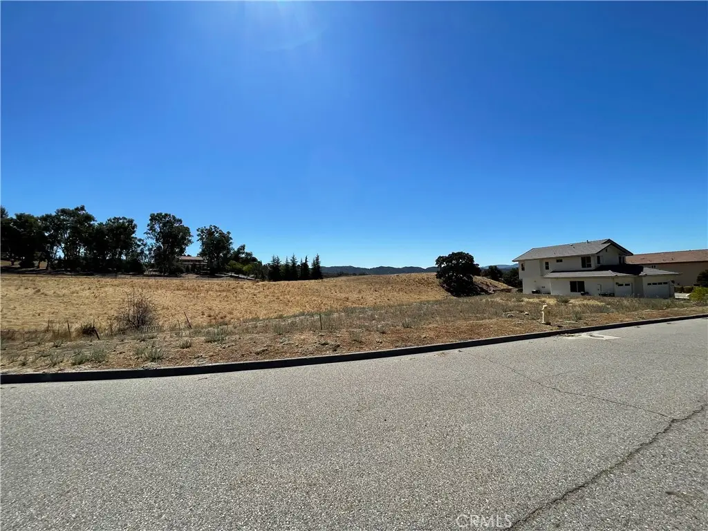 2140 Holly Drive, Paso Robles, CA 93446 - #1