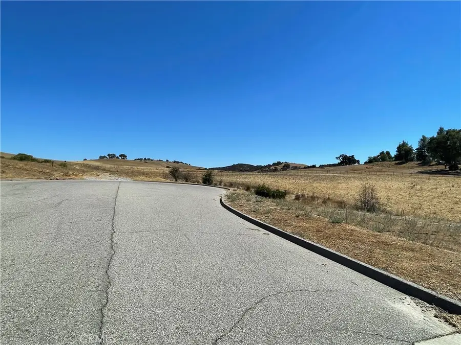 2140 Holly Drive, Paso Robles, CA 93446 - #3