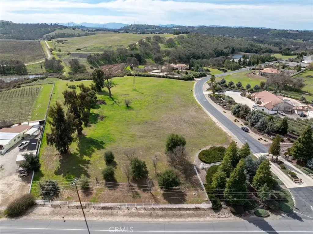 1810 Laguna Del Campo, Templeton, CA 93465 - Image #1