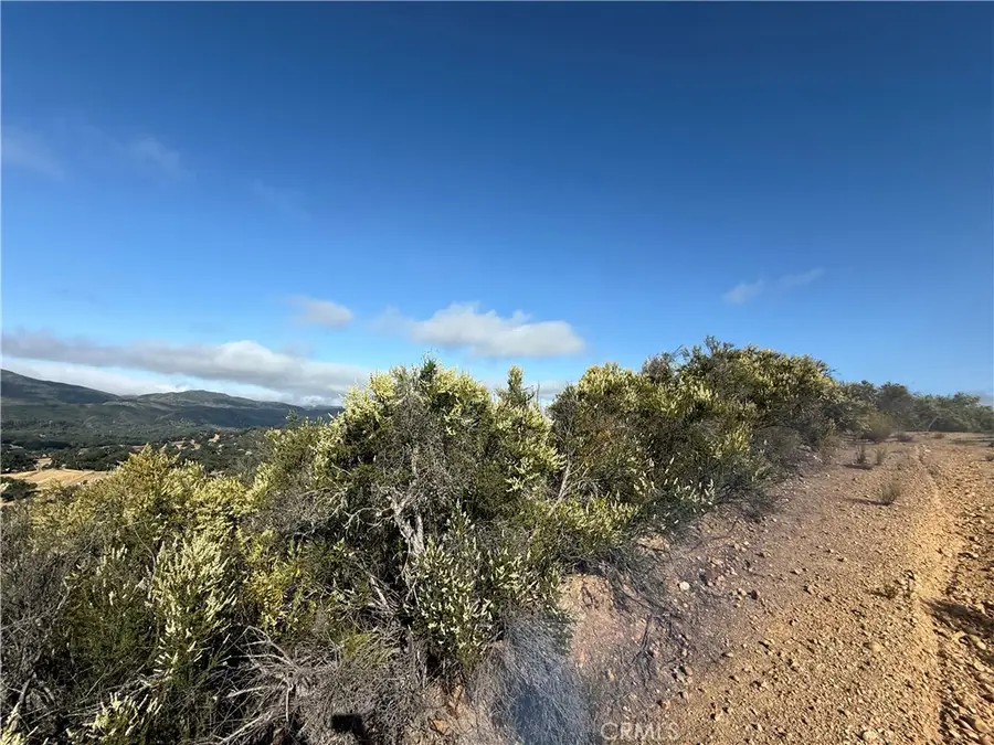 76386 Bryson Hesperia Road, Bradley, CA 93426 - Image #2