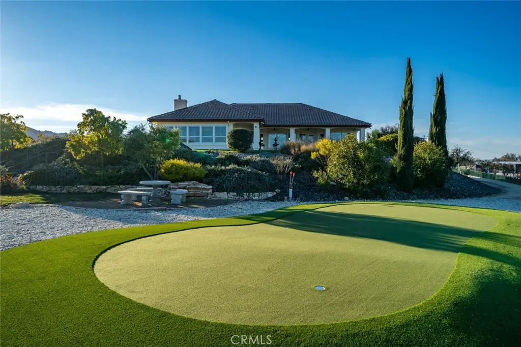 5495 Vista Serrano, Paso Robles, CA 93446 - Image #1