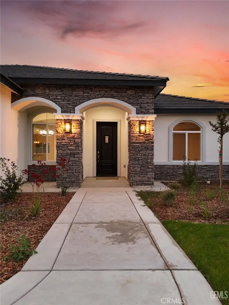 914 Tomboy Court, Shafter, CA 93263 - #2