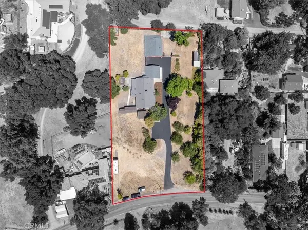 9080 Santa Lucia Road, Atascadero, CA 93422