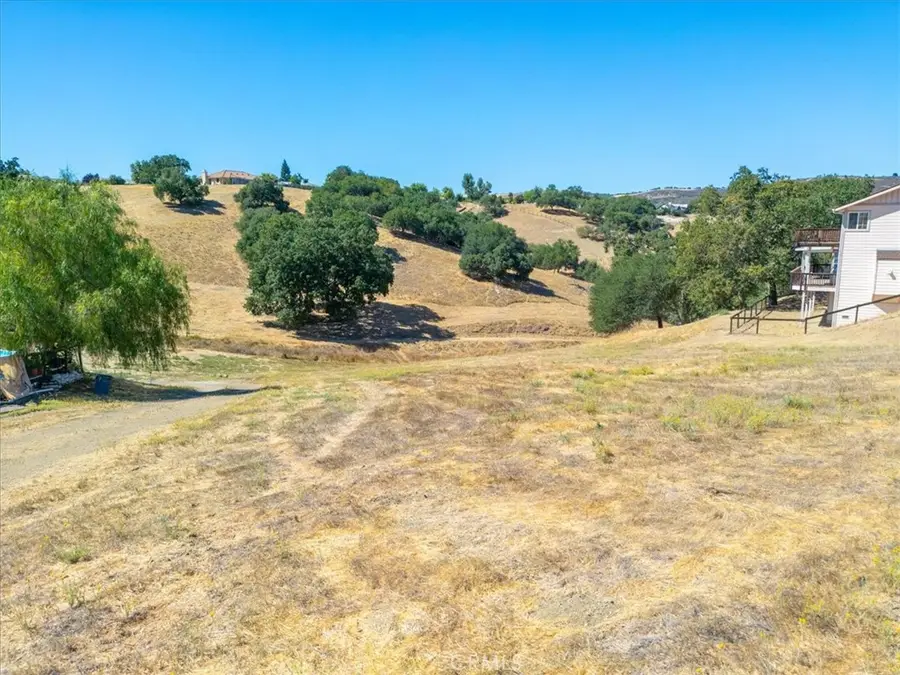 9850 Bluegill Drive, Paso Robles, CA 93446 - Image #2