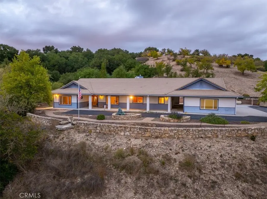 4242 Las Tablas Willow Creek Road, Paso Robles, CA 93446 - Image #3