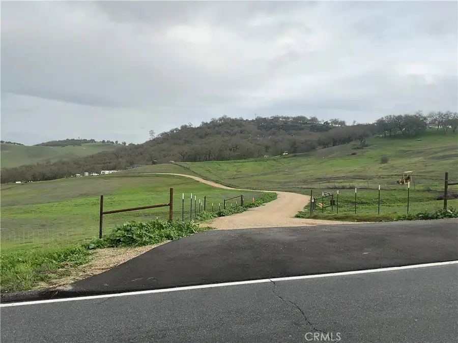 21 Interlake Road, Bradley, CA 93426 - #2