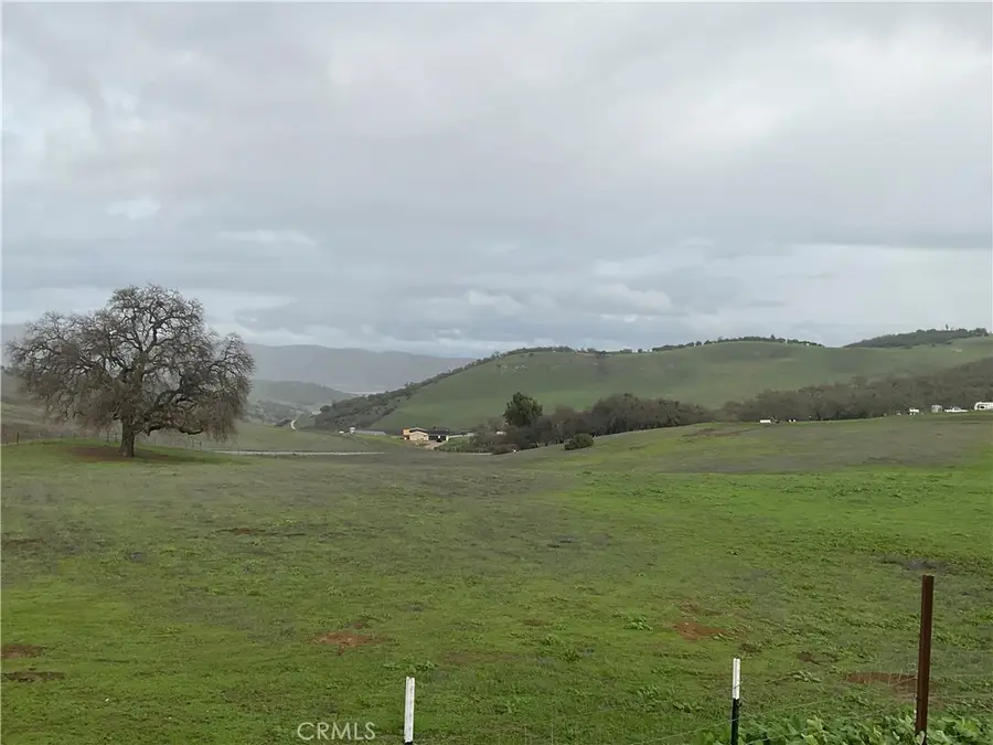 21 Interlake Road, Bradley, CA 93426 - #3