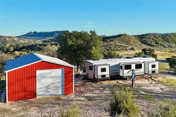 53292 Smith Road, Bradley, CA 93426