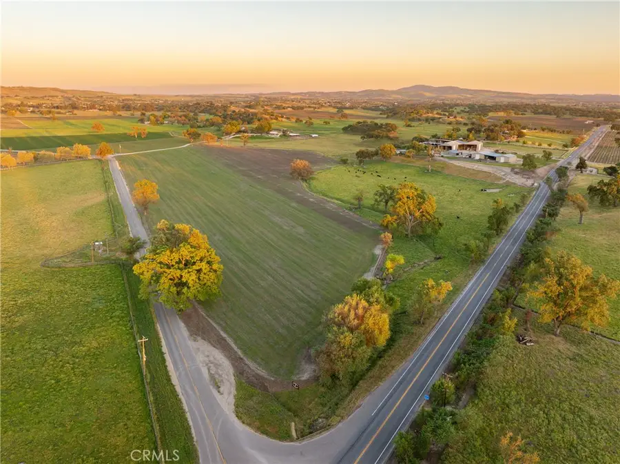 & 5375 Camp 8, Paso Robles, CA 93446 - #2