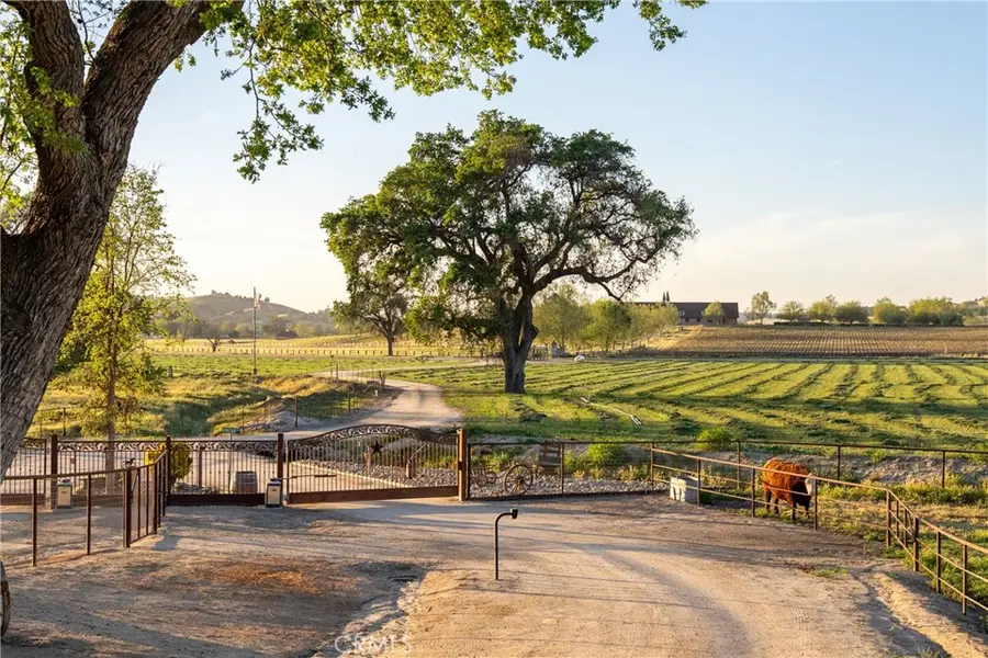 & 5375 Camp 8, Paso Robles, CA 93446 - #3
