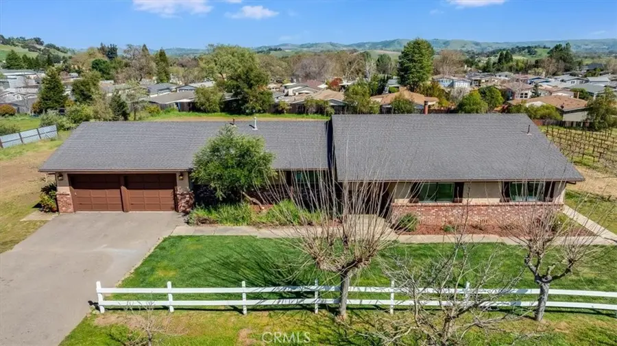 1225 Santa Rita, Templeton, CA 93465 - #2