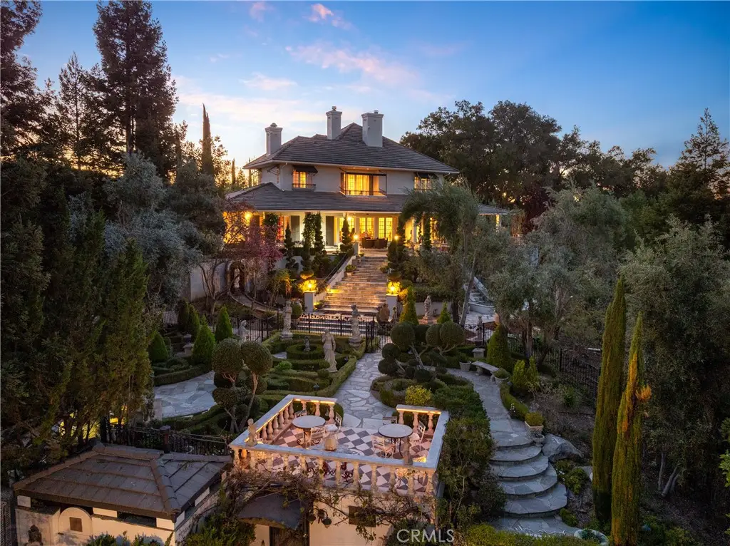 5405 Vineyard Drive, Paso Robles, CA 93446 - #1