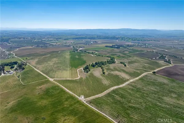 7310 Estrella Road, San Miguel, CA 93451