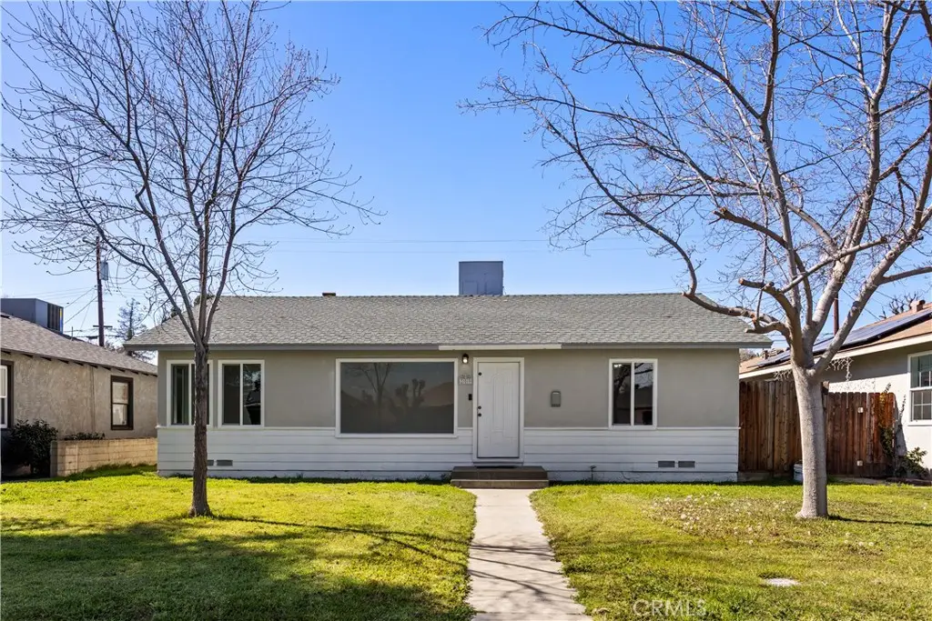 209 Cypress, Bakersfield, CA 93304 - #1