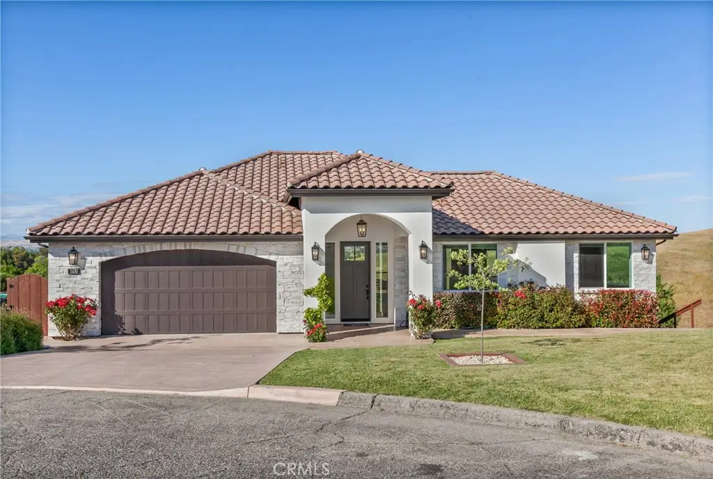 1232 Kapareil, Paso Robles, CA 93446 - #1