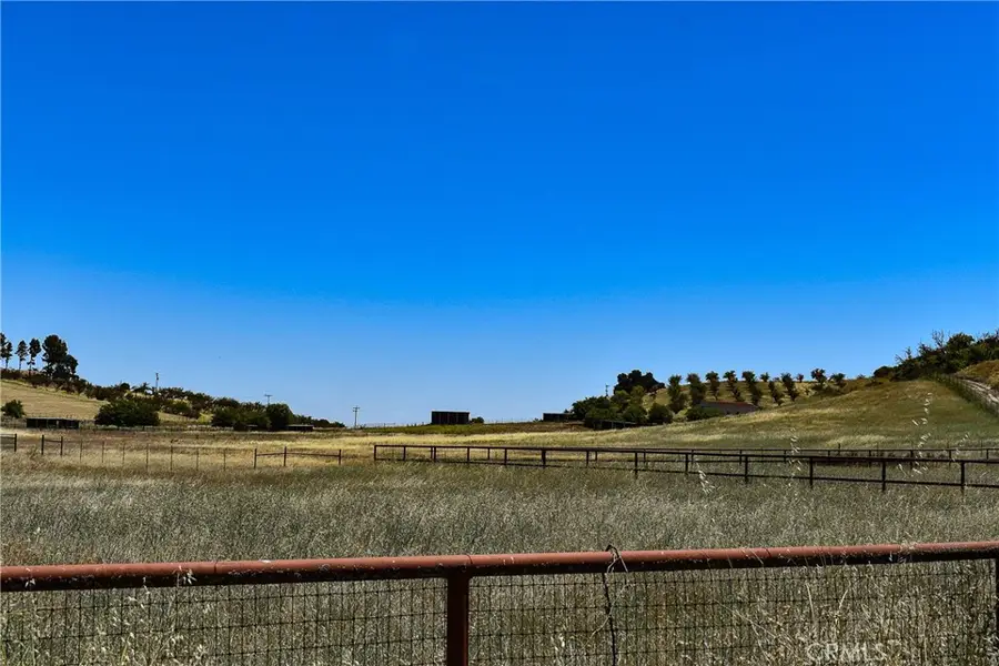 4565 S El Pomar, Templeton, CA 93465 - #3