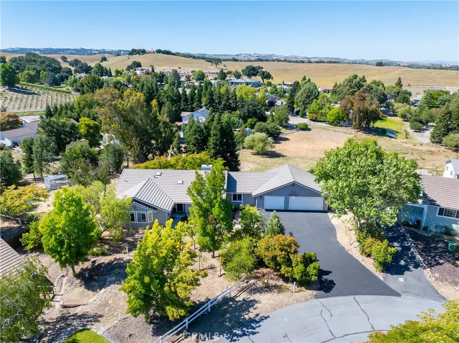 164 Helgren Court, Templeton, CA 93465 - #3