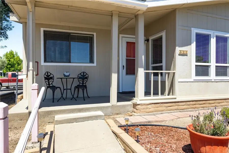 321 Lark, Paso Robles, CA 93446 - #3
