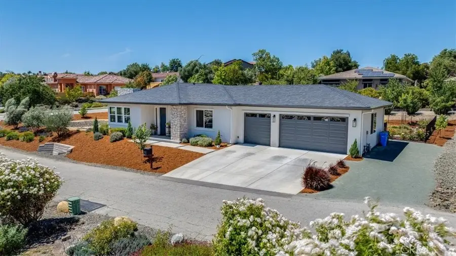 1520 Lyle Lane, Paso Robles, CA 93446 - #3